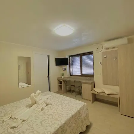 Apartment Viola